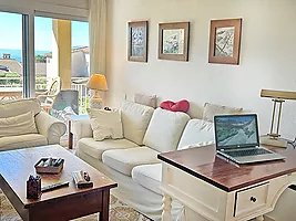 Casa en venta con parcela de 900 metros y vistas al mar