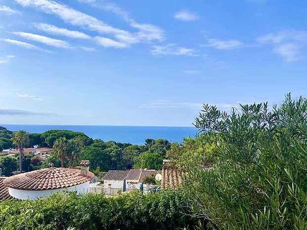 House with great views and garden for rent - Canyelles (Lloret de Mar)