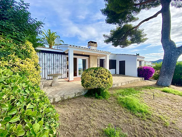 Ferienhaus mit herrliche Meersicht und Garten zum Mieten - Lloret de Mar