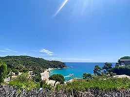 Schönes Haus mit Pool und Panoramablick aufs Meer  4 pax