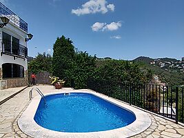 House and apartment for sale with pool and panoramic views